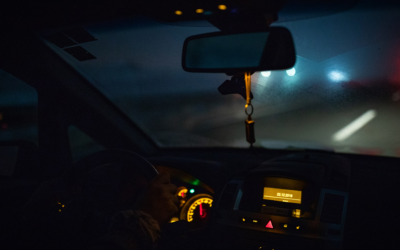 Dirigir a noite? Hora de tomar mais cuidado